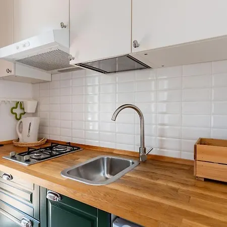 Apartment Thekeystudio, Viva Italia Con Giardino, In 2 Minuto Dal Mare *