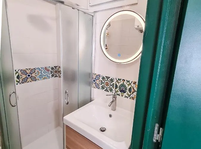 Apartamento Thekeystudio, Viva Italia Con Giardino, In 2 Minuto Dal Mare Bordighera