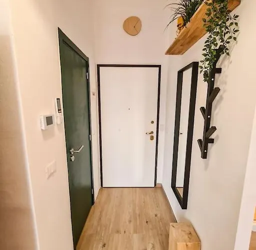 Thekeystudio, Viva Italia Con Giardino, In 2 Minuto Dal Mare Bordighera